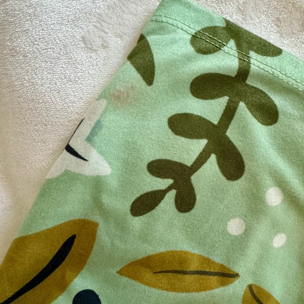 Oopsie Daisy Floral Sleeveless Romper for Kids - Picture 3 of 3